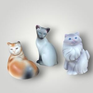 Avon Porcelain Cat Figurines Set Siamese Persian Calico 1984 Matte Bisque